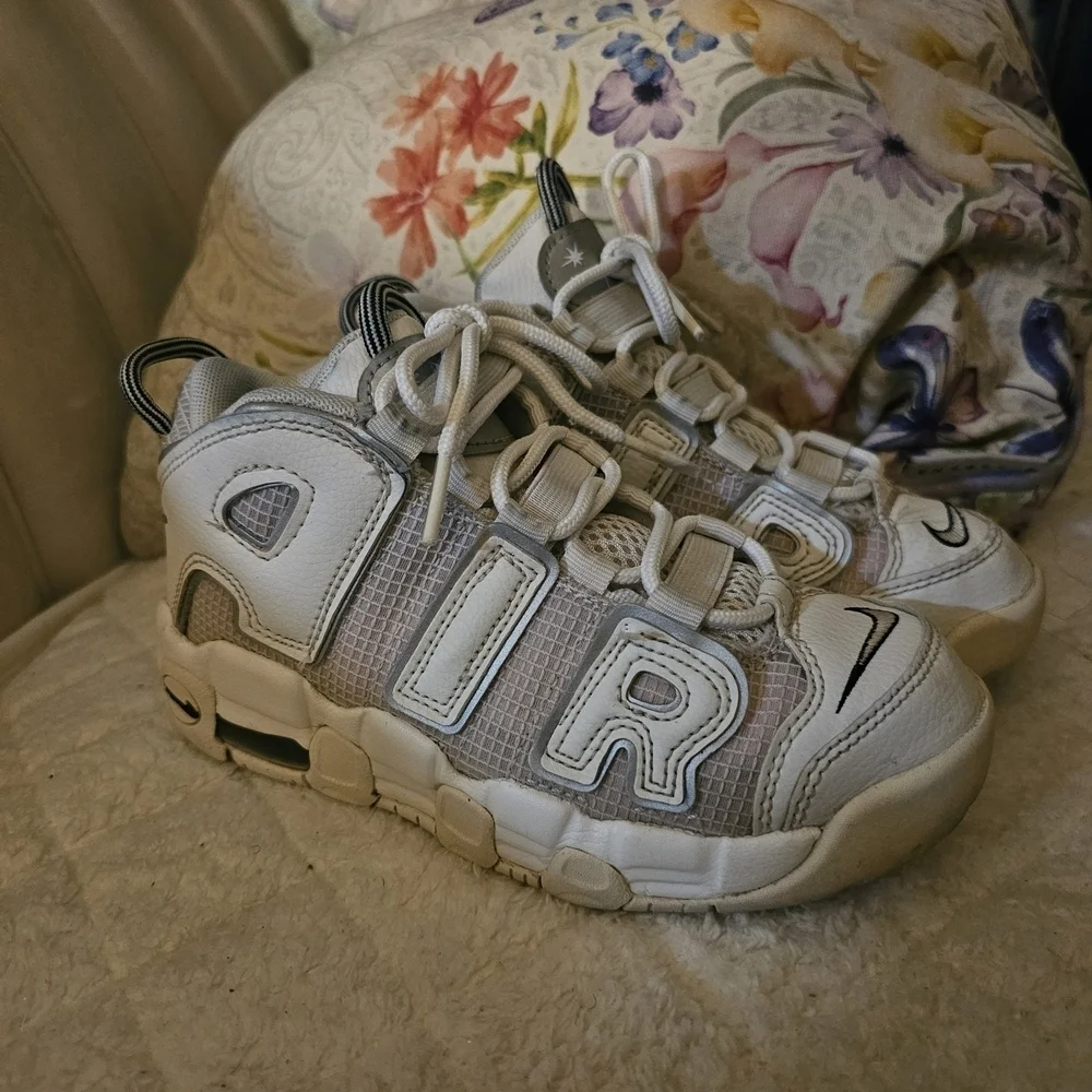 Nike Kids White Air Uptempo Low  Sneakers 13C